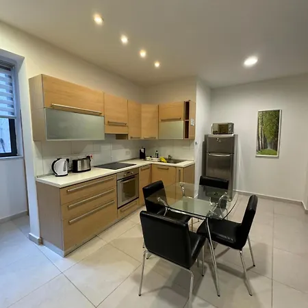 Balluta Bay Apartemnt *